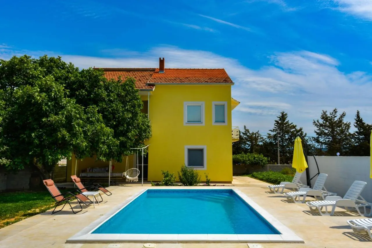 Villa Kutija Sveti Filip i Jakov Apartmán